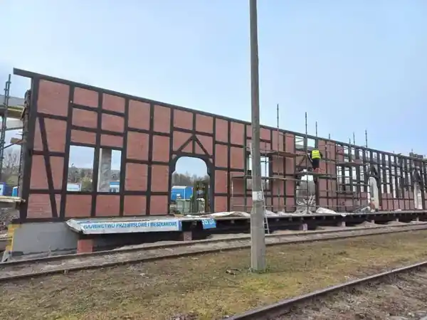 Stara Chata — praca Aliaksandra Kurbana