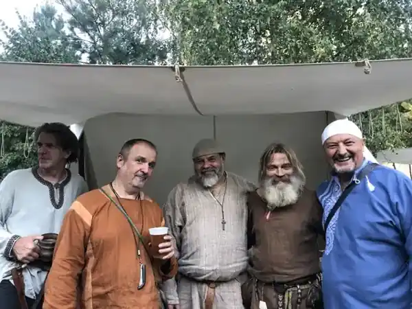 Stara Chata — praca Aliaksandra Kurbana