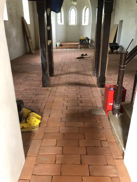 Stara Chata — praca Aliaksandra Kurbana